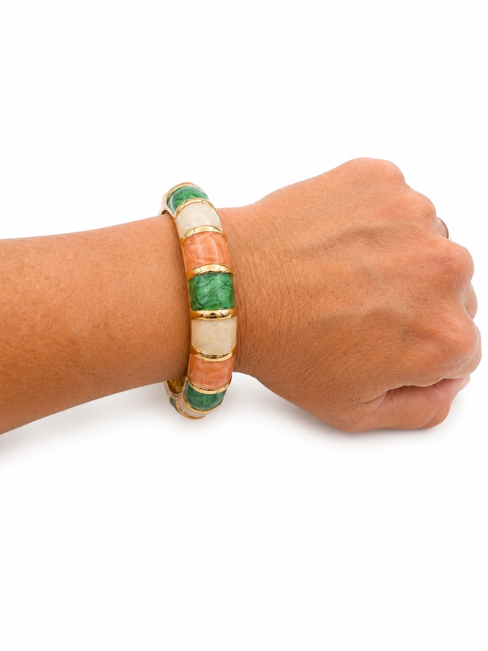 New Gold Tone Pastel Enamel Hinged Bangle Bracelet – Peach, Green & Ivory